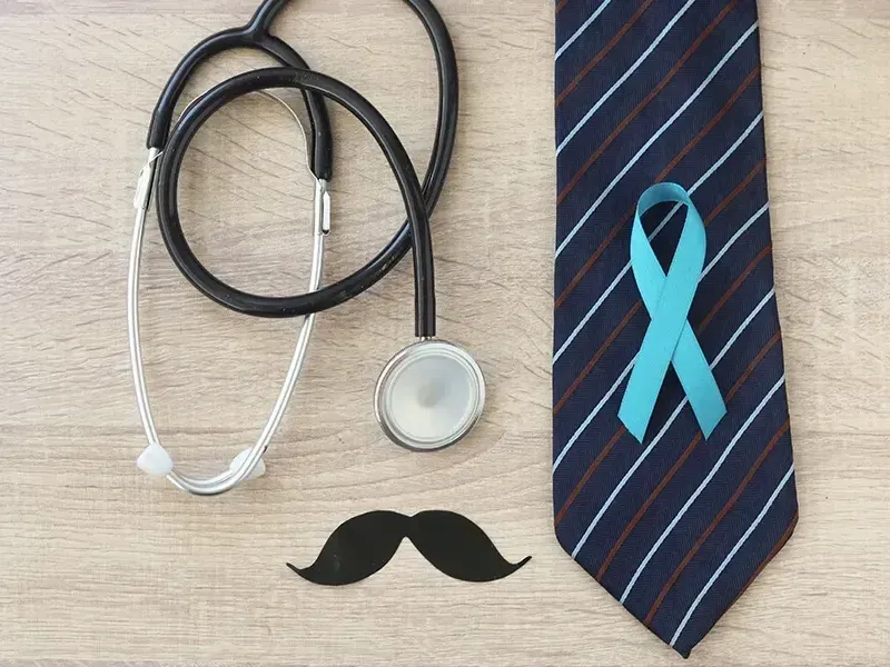 A Guide to Testicular Cancer Warning Signs: Symptoms, Risks & Treatment