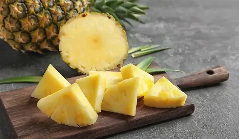 Pineapple Benefits - Nutrition, Health Benefits and Daily Uses