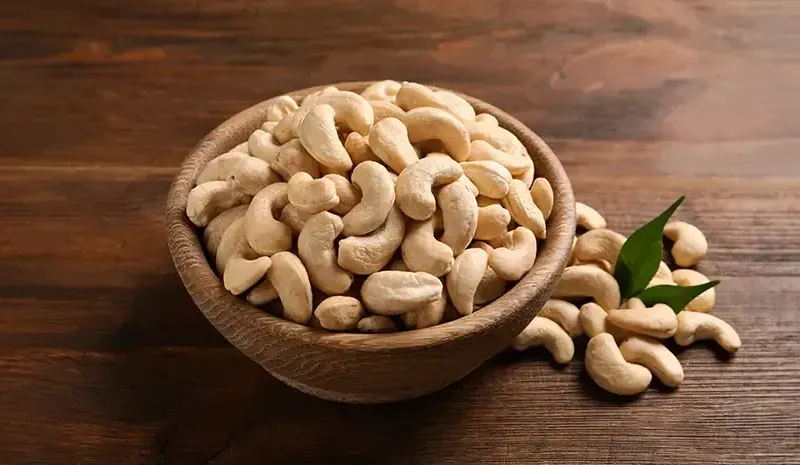 Cashew Benefits - 7 Powerful Reasons to Add Cashews to Your Diet