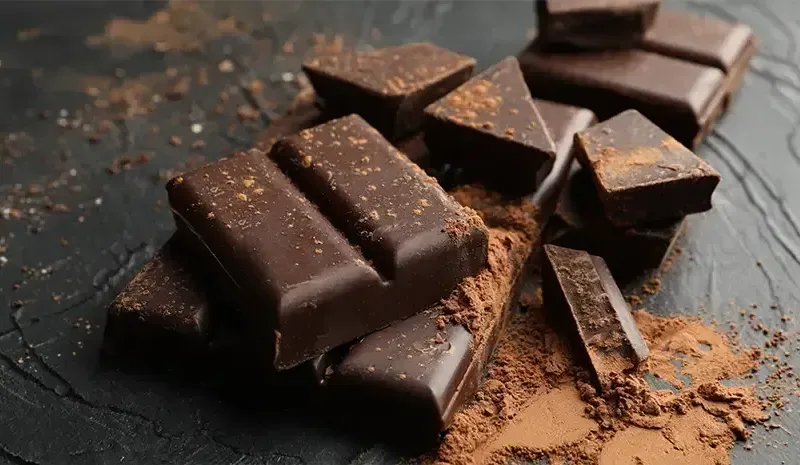 Dark Chocolate Benefits for Heart Health, Brain Function & Overall Wellness