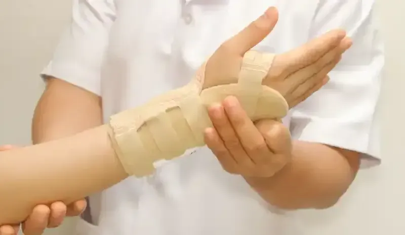 A Guide to Recovering from Minor Fractures