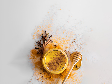 Image of turmeric milk with honey